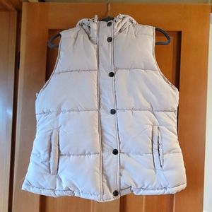 Light pink puffer vest Large
